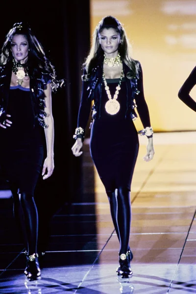 Look 49